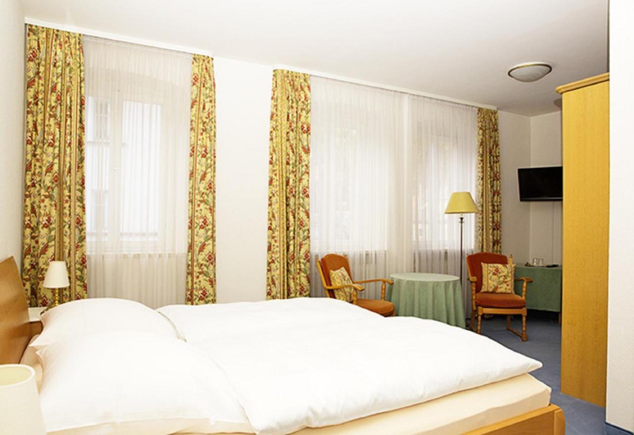 Hotel Haus Bauer Bad Berneck im Fichtelgebirge Esterno foto